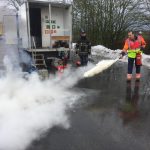 Praktijkoefening open vlam blussen